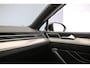 Volkswagen Passat Variant R-Line Business 1.5 TSI 150pk DSG Automaat Trekhaak, Panoramadak, LED matrix koplampen, Elektrische achterklep, Achteruitrijcamera
