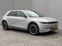 Hyundai Ioniq 5 Lounge AWD 77.4 kWh 325pk / Fabrieksgarantie tot 02-2029 / 8 jaar Batterijgarantie  / Origineel NL auto /  Accu SOH 100%  /Panoramadak /  Allseason / Trekgewicht 1600 Kg / HUD / Apple Carplay Android Auto / Stuur-, Stoel en Achterbank verwarming / Bose Audio Systeem /
