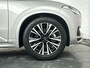 Volvo XC90 T8 Plug-in hybrid AWD Ultra Dark | Panoramadak | 360° camera | Luchtvering | Head-up Display | Bowers & Wilkins | Stoelventilatie | Stoel- en Stuurverwarming | Trekhaak