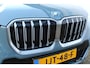 BMW X1 xDrive25e M-Sport | Incl. 12 maanden Garantie | Panorama dak | Achteruitrijcamera | Dodehoek detectie | Keyless entry/start | Elektrische kofferbak klep | Cruise controle | Apple CarPlay/Android Auto | Virtual Cockpit | Navigatie | Parkeersensoren V+A | 18 Inch LMV | Half Leder/Alcantara |