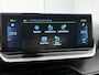Peugeot e-2008 EV Blue Lease Allure 50 kWh 136pk Automaat | 1ste Eigenaar | Navigatie | Climate Control | Adaptieve Cruise Control | Achteruitrijcamera | LED | 17" Lichtmetalen Velgen | Verwarmbare Voorstoelen | Apple Carplay/Android Auto |