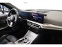 BMW 3-Serie 330e xDrive ACC Head-UP Leder Elek. stoelen M sport Schuif/kanteldak 24 maanden garantie mogelijk (*vraag naar de voorwaarden)