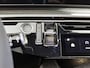 Peugeot e-5008 SUV Allure Avantage 73 kWh 210pk | Accu SOH 99,1% | 502km WLTP Actieradius | Navigatie | 360° Camera | Verwarmd stuurwiel | Adaptieve Cruise Control | Climate Control | Parkeersensoren v+a | Dodehoeksensor | Led koplampen | Keyless | Draadloze Apple Carplay / Android Auto + Telefoonlader | Donker getint glas | 19" Lichtmetalen velgen |