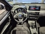 BMW X1 xDrive25e High Executive Sportline | Panorama | Trekhaak | Camera | HUD | 19" | Carplay