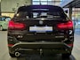 BMW X1 xDrive25e High Executive Sportline | Panorama | Trekhaak | Camera | HUD | 19" | Carplay