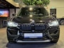 BMW X1 xDrive25e High Executive Sportline | Panorama | Trekhaak | Camera | HUD | 19" | Carplay