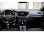 Volkswagen T-Roc 1.5 TSI 150pk Automaat R-Line | ACC | Navigatie | Winterpakket