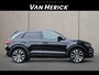 Volkswagen T-Roc 1.5 TSI 150pk Automaat R-Line | ACC | Navigatie | Winterpakket