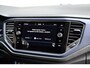 Volkswagen T-Roc 1.5 TSI 150pk Automaat R-Line | ACC | Navigatie | Winterpakket