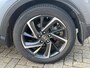 Toyota C-HR 2.0 Hybrid Bi-Tone **TREKHAAK/ NAVIGATIE/ DODEHOEKDETECTIE/ 36 MAANDEN GARANTIE**