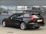 Volvo V60 2.0 T4 R-DESIGN I P-CAMERA I LEDEREN BEKLEDING I ADAPT. CRUISE CONTROL I APPLE CARPLAY