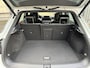Volkswagen T-Roc 1.5 TSI 150pk R-Line DSG Automaat Panoramadak / Leder / IQ LED verlichting / 19"LM / Navigatie / App-connect / Camera Stoel+stuur verwarming / Elctr. a.klep / PDC
