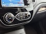 Renault Captur TCe 90 pk Intens | Achteruitrijcamera | Dodehoekwaarschuwing | Trekhaak | Navigatiesysteem | Cruise control | Automatische airco |