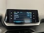 Peugeot e-2008 EV Active Pack 50 kWh LED | 16" Lichtmetaal | Parkeersensoren Achter | Carplay | Cruise | Bluetooth | Climate Control | Airco (automatisch) | Apple Carplay/Android Auto|telefoonintegratie premium | Bluetooth telefoonvoorbereiding