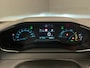 Peugeot e-2008 EV Active Pack 50 kWh LED | 16" Lichtmetaal | Parkeersensoren Achter | Carplay | Cruise | Bluetooth | Climate Control | Airco (automatisch) | Apple Carplay/Android Auto|telefoonintegratie premium | Bluetooth telefoonvoorbereiding