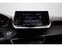 Peugeot e-2008 EV Active Pack 50 kWh LED | 16" Lichtmetaal | Parkeersensoren Achter | Carplay | Cruise | Bluetooth | Climate Control | Airco (automatisch) | Apple Carplay/Android Auto|telefoonintegratie premium | Bluetooth telefoonvoorbereiding