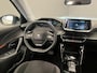 Peugeot e-2008 EV Active Pack 50 kWh LED | 16" Lichtmetaal | Parkeersensoren Achter | Carplay | Cruise | Bluetooth | Climate Control | Airco (automatisch) | Apple Carplay/Android Auto|telefoonintegratie premium | Bluetooth telefoonvoorbereiding