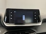 Peugeot e-2008 EV Active Pack 50 kWh LED | 16" Lichtmetaal | Parkeersensoren Achter | Carplay | Cruise | Bluetooth | Climate Control | Airco (automatisch) | Apple Carplay/Android Auto|telefoonintegratie premium | Bluetooth telefoonvoorbereiding