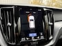 Volvo XC60 2.0 T8 Twin Engine AWD Momentum | Schuif/kanteldak | Trekhaak | Leder | Intellisafe Pro |