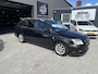 Toyota Avensis Wagon 2.2 D-4D Executive Airco Cruise Leder