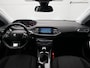 Peugeot 308 SW 1.2 PureTech Blue Lease Active Luxe (APPLE CARPLAY,LED,CLIMATE,CRUISE,CAMERA,PARKEERSENSOREN,TREKHAAK,LM-VELGEN)