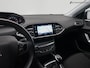 Peugeot 308 SW 1.2 PureTech Blue Lease Active Luxe (APPLE CARPLAY,LED,CLIMATE,CRUISE,CAMERA,PARKEERSENSOREN,TREKHAAK,LM-VELGEN)