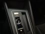 Volkswagen Golf Variant 1.0 eTSI DSG Life Business Alcantara Stoelverwarming Virtual Cockpit DAB+