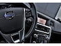Volvo V60 2.0 T4 191pk R-design Automaat Org.NL Schuifdak/Trekhaak/Camera/Keyless/Cruise/Leer/Stoelverw./Lmv18’’