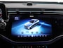 Mercedes-Benz E-klasse 300 e AMG Line | Superscreen | Burmester | Trekhaak | Night pakket | 360 camera | 20 inch |