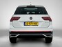 Volkswagen Tiguan 1.4 TSI eHybrid Elegance | 245 PK | SoH 90% | Automaat | Trekhaak | Panorama dak | Digital Cockpit PRO | All Season Banden | Stoel en Stuurverwarming