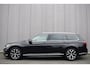Volkswagen Passat Variant 1.4 TSi Automaat Highline R-Line Panoramadak | LED | Virtual | Carplay | Leder/Alcantara | Camera