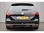 Volkswagen Passat Variant 1.4 TSi Automaat Highline R-Line Panoramadak | LED | Virtual | Carplay | Leder/Alcantara | Camera