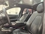Aston Martin DBX 4.0 V8 / Carbon / Panorama / Exclusive Leather