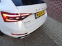 Skoda Superb Combi 1.5 TSI ACT Sportline Business AUTOMAAT | ALCANTARA SPORT INTERIEUR | PANORAMADAK | NAVIGATIE | CAMERA | SFEERVERLICHTING | CRUISECONTROL | PARKEERSENSOREN | ELEKTRISCHE STOELEN | AFNEEMBAAR TREKHAAK | VIRTUELE DISPLAY |