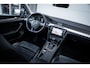 Volkswagen Passat Variant 1.4 TSI GTE Highline I Panorama I Elek.Trekhaak I Camera I ACC I 1e-eig. I Dealer-onderhouden