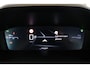 Peugeot 208 Allure | 16" Lichtmetalen velgen 'ELBORN' | Climate Control | Dashboard en deurpanelen in kunststof met carboneffect