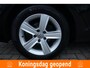 Volkswagen Golf Variant Automaat,Camera 4x Michelin All seasons, Trekhaak Navi Clima Cruise control, leer, Luxe uitv.