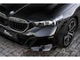 BMW 5-Serie Touring 530e M-sport, comfortstoelen, Panoramadak, head-up,