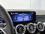Mercedes-Benz EQB 250+ Business Solution 71 kWh |  Widescreen display | Stoelverwarming voor | Sfeerverlichting | Parkeerpakket met achteruitrijcamera | Highbeam Assist | EASY PACK achterklep |