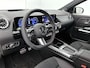 Mercedes-Benz EQA 250+ Business Solution AMG 71 kWh Nightpakket | Premium pakket | Smartphone integratie | Panoramaschuifdak | Head-up display | Burmester® 3D surround sound systeem | Parkeerpakket met 360°-camera |