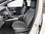 Mercedes-Benz EQA 250+ Business Solution AMG 71 kWh Nightpakket | Premium pakket | Smartphone integratie | Panoramaschuifdak | Head-up display | Burmester® 3D surround sound systeem | Parkeerpakket met 360°-camera |