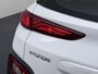 Hyundai Kona Electric EV 64kWh Leer Warmtepomp Camera Adap. Cruise + stop&go Apple Carplay Android Comfort Ecc Pdc Navi* Isofix DAB Led Lmv 17" Lane Assist FCA Keyless 1e Eigenaar Origineel Nederlandse Auto