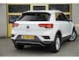 Volkswagen T-Roc 1.0 TSI Style BJ2021 Lmv 16" | Led | Pdc | App-Connect | Navigatie (Niet vrijgeschakeld) | Climate control | Cruise control | Extra getint glas