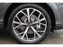 Audi Q3 1.5 200kW e-hybrid S edition 272PK / 200kW DSG, Panoramadak, trekhaak, S-Line in- en exterieur, leder / kunstlederen bekleding, exterieur pakket zwart optiek virtual cockpit plus met 11,9 " Oled MMI navigatie plus PRO Ambiente verlichting verwarmbaar sportstuurwiel afgevlakt Audi Phone box privacy glas tech plus pakket 3 zone clima 4 jaar garantie tot 120.000km zwarte hemel comfort sleutel met elektrische achterklep 20" LMV Tripod Feature pakket digitale LED Matrix Led achterlichten PRO
