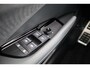 Audi Q3 1.5 200kW e-hybrid S edition 272PK / 200kW DSG, Panoramadak, trekhaak, S-Line in- en exterieur, leder / kunstlederen bekleding, exterieur pakket zwart optiek virtual cockpit plus met 11,9 " Oled MMI navigatie plus PRO Ambiente verlichting verwarmbaar sportstuurwiel afgevlakt Audi Phone box privacy glas tech plus pakket 3 zone clima 4 jaar garantie tot 120.000km zwarte hemel comfort sleutel met elektrische achterklep 20" LMV Tripod Feature pakket digitale LED Matrix Led achterlichten PRO