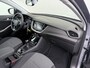 Opel Grandland X 1.2T 131PK Trekhaak Navi Ecc Pdc Apple Carplay Android Auto Cruise Control Edition Lmv Licht-Regensensor Verkeersbordherkenning PrivacyGlas IntelliLink Bluetooth Origineel Nederlandse Auto 1.400KG Trekgewicht! Bij ons volledig Onderhouden
