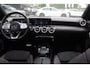 Mercedes-Benz A-klasse 180 d Business Solution AMG / A35 AMG Look / Panoramadak / Camera / 19'' / Leder&Alcanatara / Nightpakket / Cruise Control
