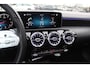 Mercedes-Benz A-klasse 180 d Business Solution AMG / A35 AMG Look / Panoramadak / Camera / 19'' / Leder&Alcanatara / Nightpakket / Cruise Control