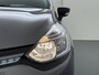 Renault Clio Estate T 90PK Navi Trekh. Airco Cruise Control Pdc Night&Day Lmv 16" Bluetooth Isofix 1200Kg Trekvermogen ! 1e Eigenaar Origineel Nederlandse Auto Slechts 48.000km NAP!!