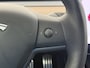 Tesla Model 3 Long Range AWD 75kWh 463PK 19"Lmv FSD-3 Computer Premium Audio AutoPilot Panoramadak Camera's Leer Adaptive-Cruise-Control+Stop&Go Pdc Dual-Ecc Dual-Motor Keyless 4WD Stoel en achterbank verwarming Elektr.Stoelen+Memory+Easy-Entry WiFi SOH 87% Fabrieksgarantie op Accu en motor tot 192.000km / 28-09-2028 1e Eigenaar Origineel Nederlandse Auto